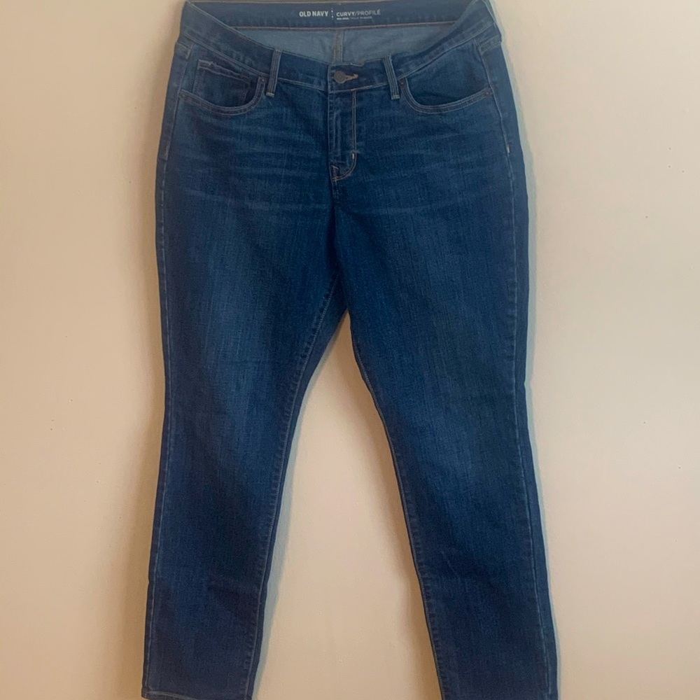 Old Navy Mid-Rise Curvy Size 32 Blue Jeans